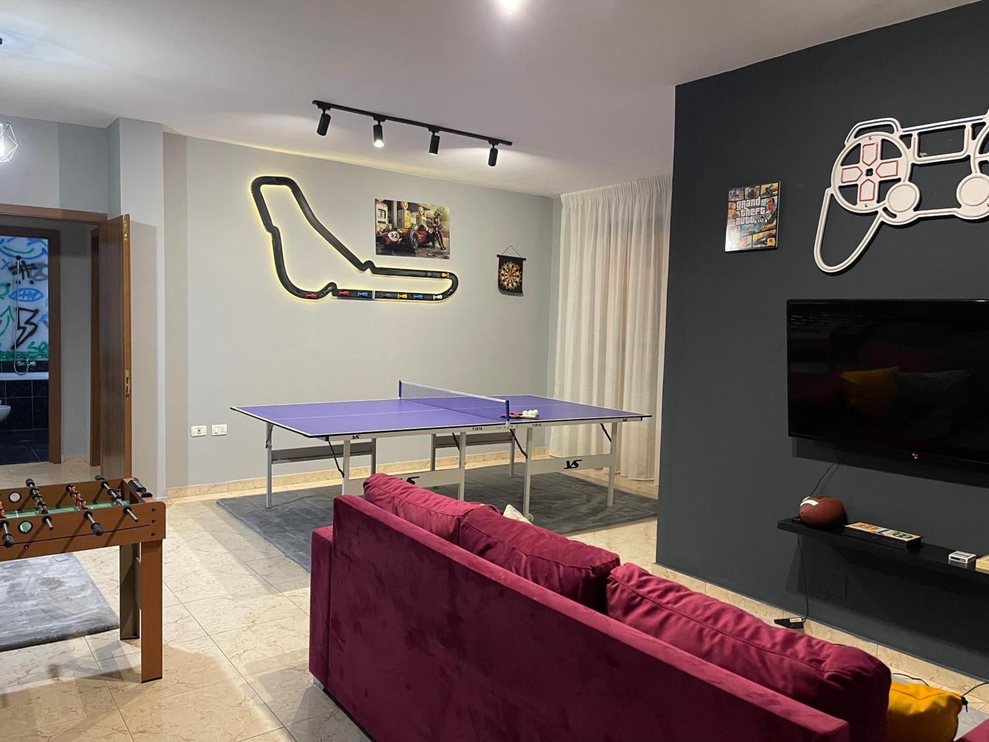 Super House 2 Blloku - 3 Rooms Tirana Extérieur photo