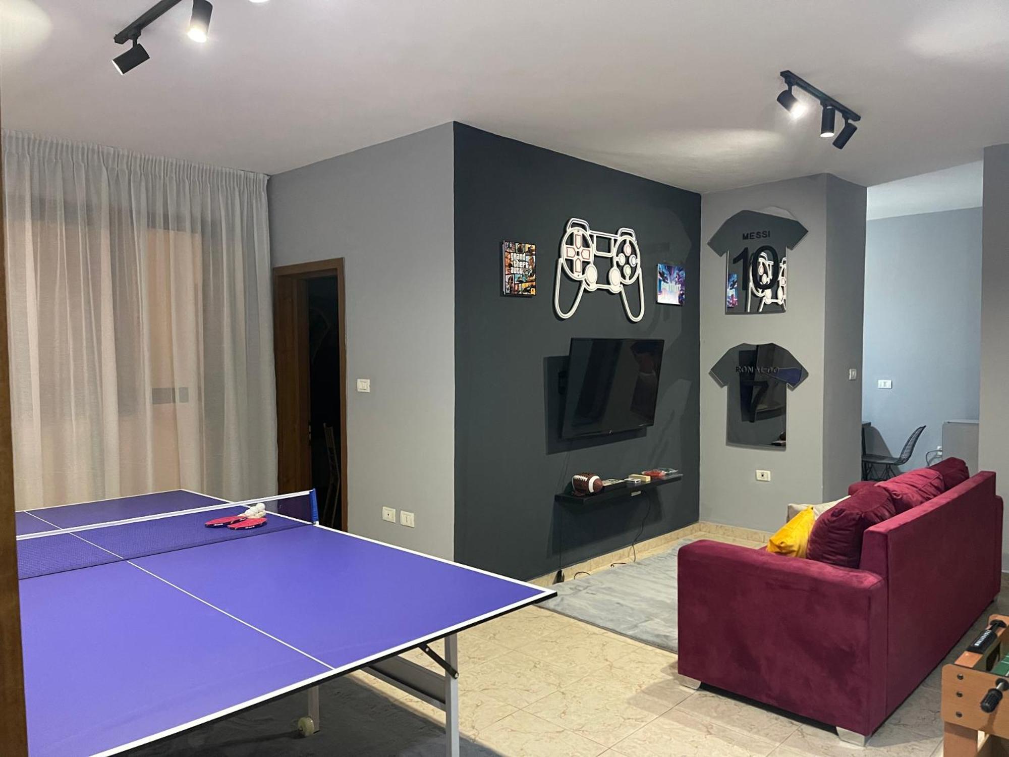 Super House 2 Blloku - 3 Rooms Tirana Extérieur photo